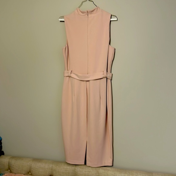 Sleeveless, belted, mock neck midi dress - Picture 2 of 2